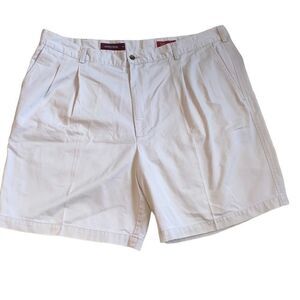 Nordstrom EUC Mens Classic Chino Golf Shorts Casual Contemporary Khaki 44W